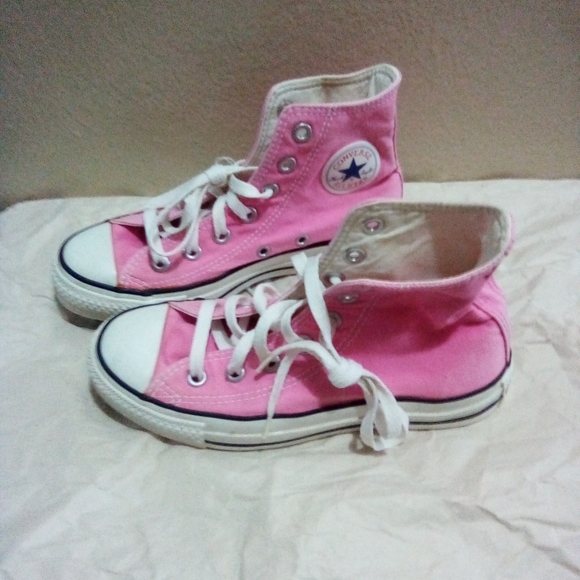 Converse High Tops - Picture 4 of 17